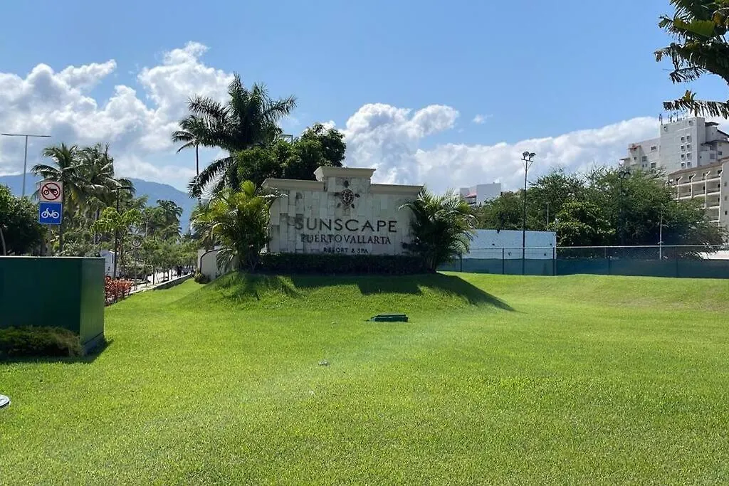 Beachfront View Condo Beside La Isla Mall Puerto Vallarta